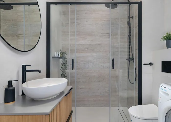 Meissnera Bright In With Parking By Renters アパート ポズナン