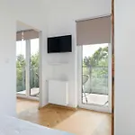 Meissnera Bright In With Parking By Renters דירה