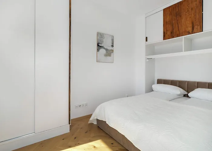 Daire Meissnera Bright In With Parking By Renters *